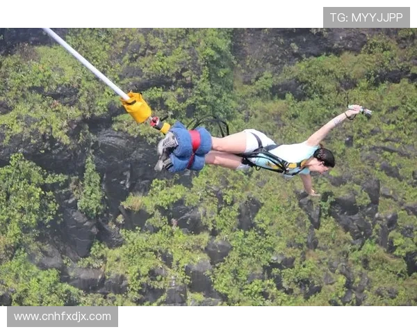 深圳攀岩队勇闯极限运动世界杯展现逆袭精神与团队力量