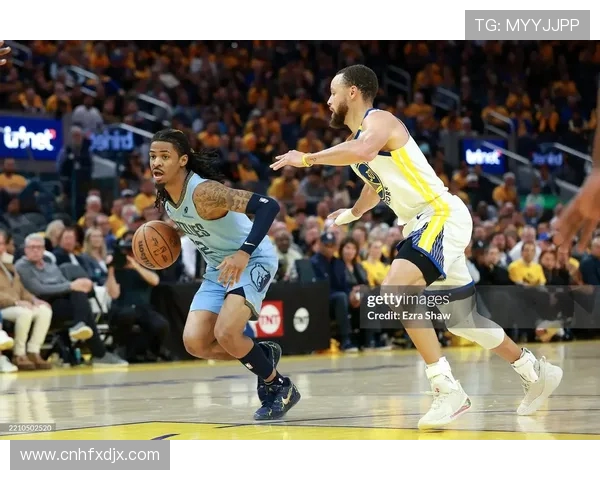 2016年勇士与灰熊季后赛对决回顾及精彩瞬间分析