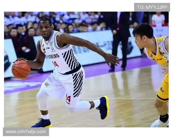 哈德森的传奇之旅探索他在篮球界的辉煌成就与影响力